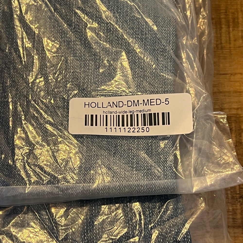 Carly Jean Holland Wide Leg Jeans - 5 - Picture 5 of 5
